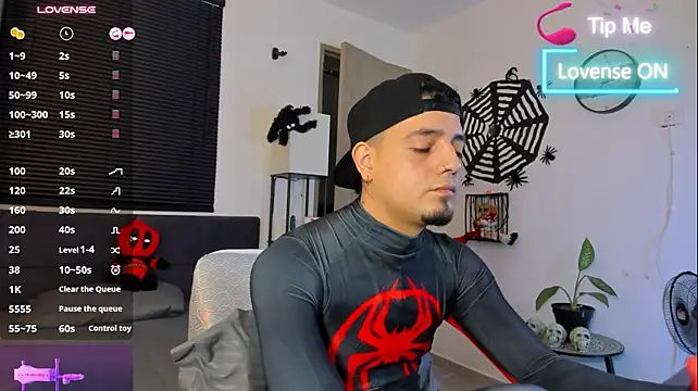 alejandro_calderon1 Webcam-Show
