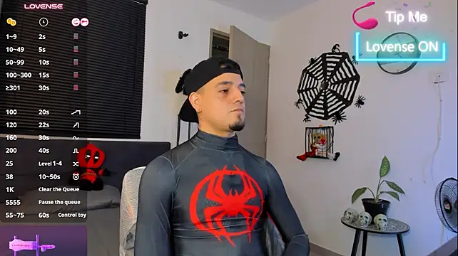 alejandro_calderon1's Webcam Show
