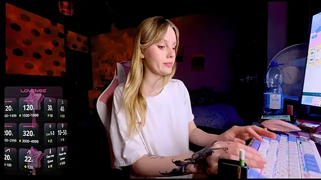 XXX chat uživo modela Lunaacyy