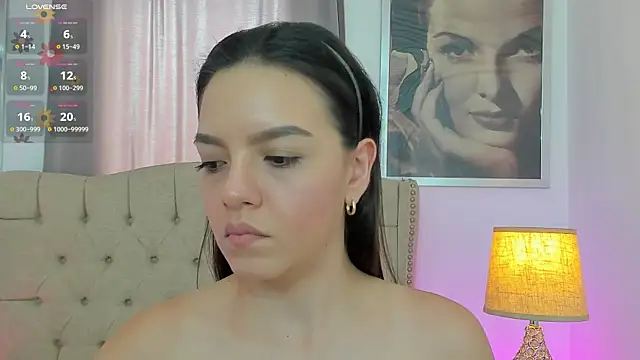 Chat XXX en directo de Beautyari_