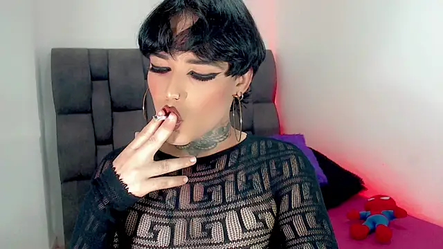 Show modela little_star_porn na web-kameri