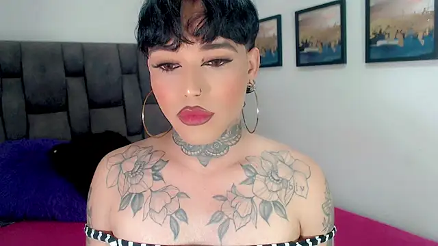 little_star_porn Show in webcam