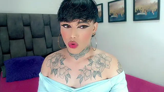 little_star_porn's Webcam Show