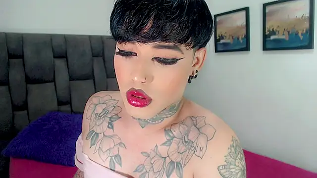 little_star_porn's Webcam Show
