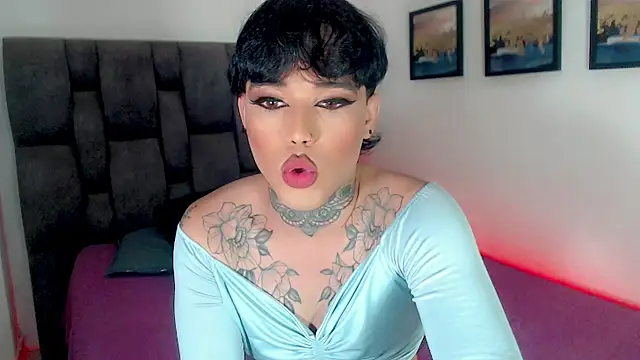 Show modela little_star_porn na web-kameri