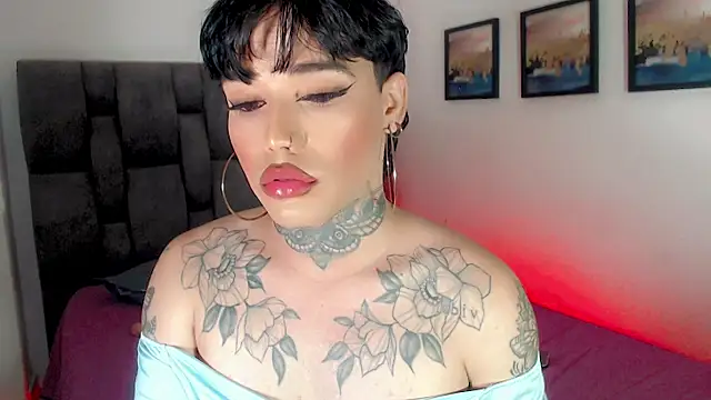 little_star_porn's Webcam Show