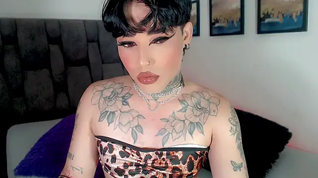 little_star_porn Show in webcam