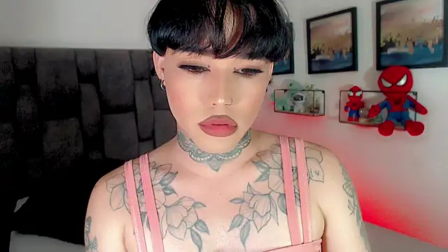 הופעת וובקאם של little_star_porn