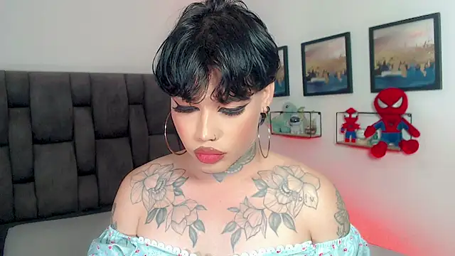 הופעת וובקאם של little_star_porn