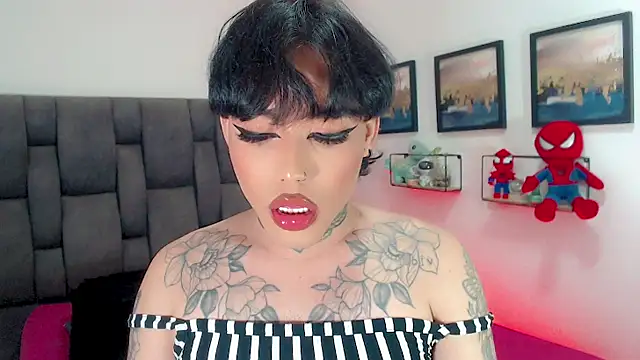 little_star_porn Adlı Modelin Web Kamerası Şovu
