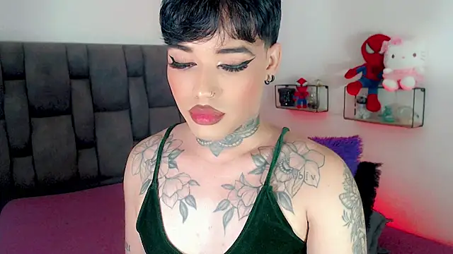 הופעת וובקאם של little_star_porn