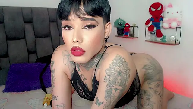 Pokazy przed kamerką – little_star_porn