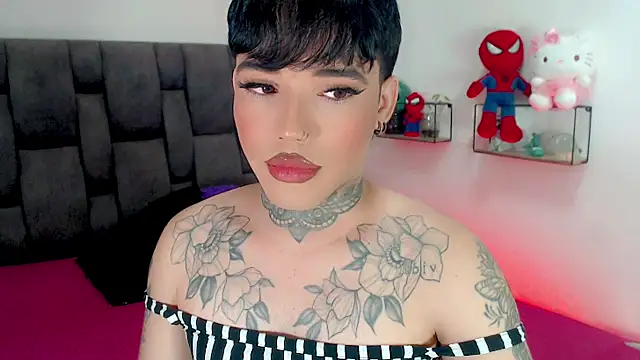 Pokazy przed kamerką – little_star_porn