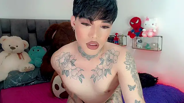 Pokazy przed kamerką – little_star_porn