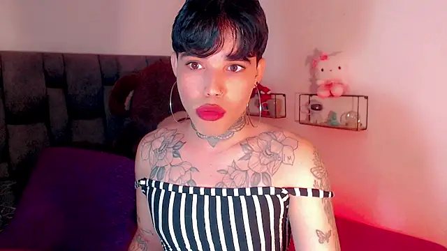 little_star_porn's Webcam Show