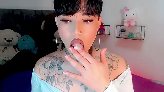 little_star_porn Adlı Modelin Web Kamerası Şovu