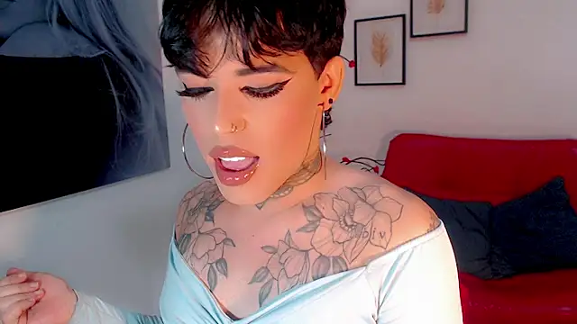 Show modela little_star_porn na web-kameri