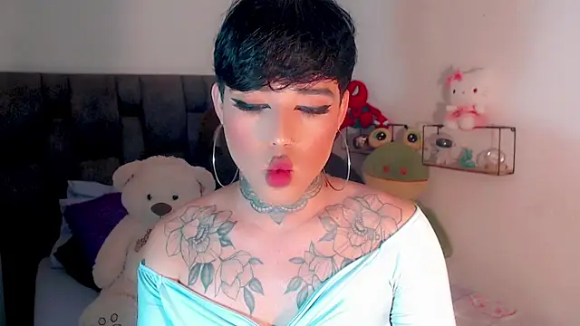 little_star_porn Adlı Modelin Web Kamerası Şovu