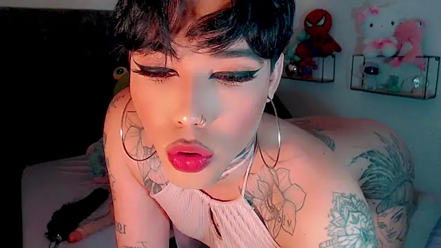 little_star_porn's Webcam Show