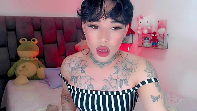 little_star_porn's Webcam Show