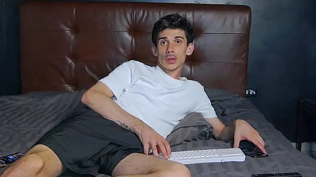 DanielCrush1 Webcam show