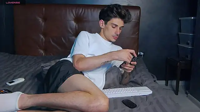 DanielCrush1 Adlı Modelin Web Kamerası Şovu