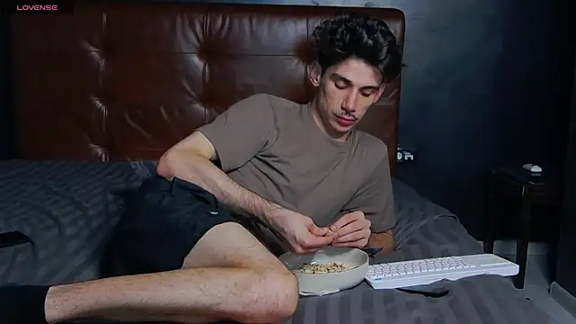 DanielCrush1 Webcam show