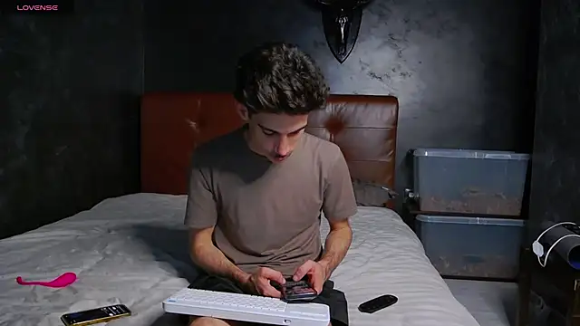 DanielCrush1 Webcam show