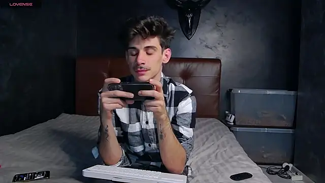 DanielCrush1 Webcam show
