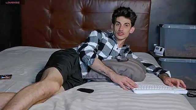 DanielCrush1 在線直播表演