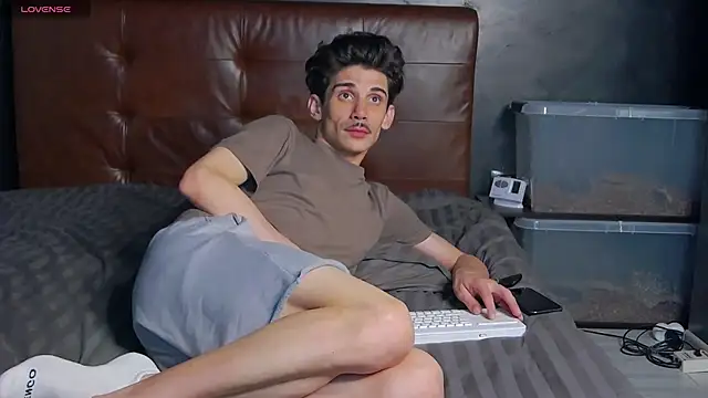 عرض كام DanielCrush1