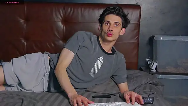 DanielCrush1のウェブカメラショー