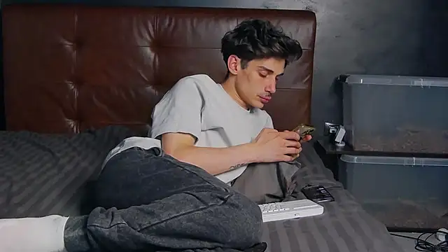 DanielCrush1 Webcam show