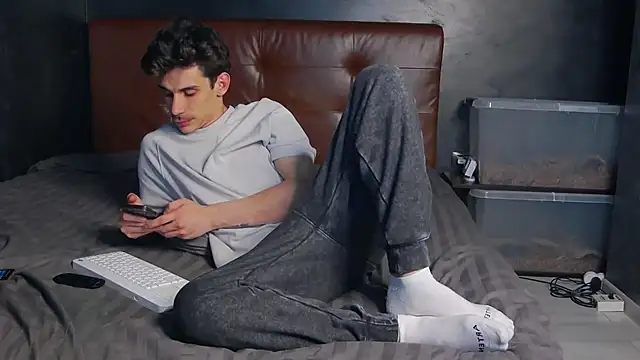 DanielCrush1のウェブカメラショー