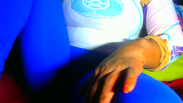Chat XXX en directo de Queenofthenightx