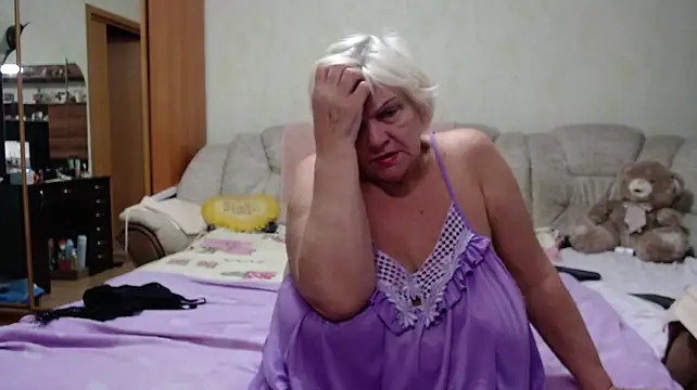 Blondebomb Adlı Modelin Web Kamerası Şovu