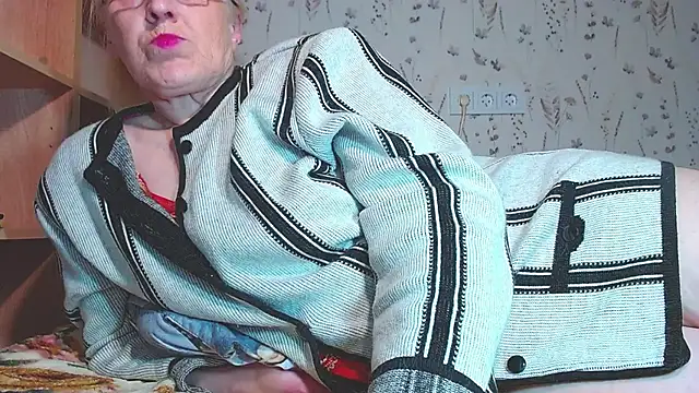 MadamBombShell Webcamshow