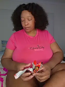 Busty_Melissa Webcam-Show