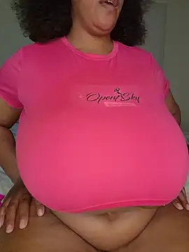 Busty_Melissa Show in webcam