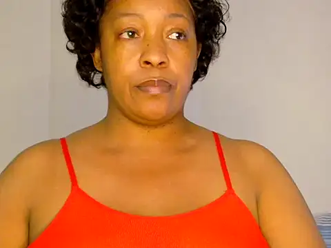 Busty_Melissa 网络视讯表演