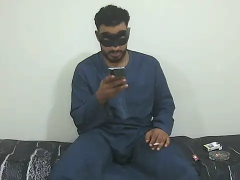 foxsanSs Show in webcam