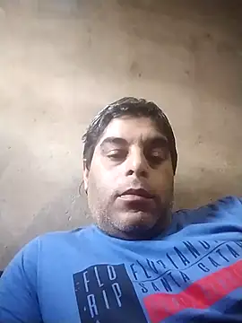 Show modela Ricky_bsas na web-kameri
