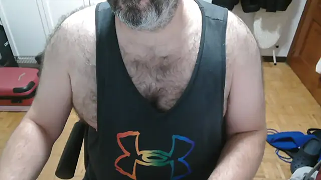 mikeyhotbearn Webbikameraesitys