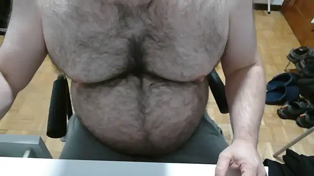 mikeyhotbearのウェブカメラショー