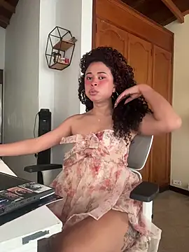 GabriSaenz webcam show