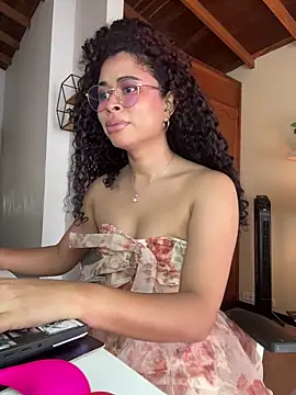 GabriSaenz's Webcam Show