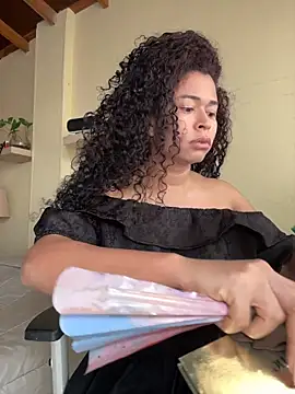 GabriSaenz webcam show