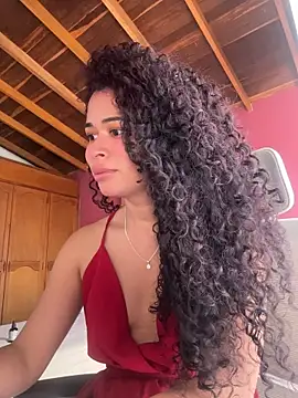 GabriSaenz Show in webcam