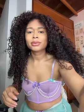 GabriSaenz Adlı Modelin Web Kamerası Şovu