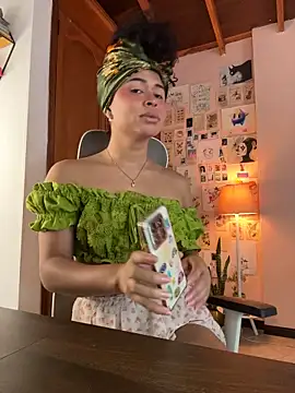 GabriSaenz Show in webcam